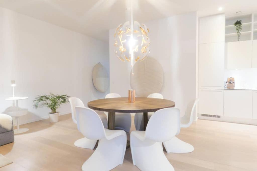 Exquisite Apartment, Most Convenient Location, Apt 5. Kopenhagen Exterior foto